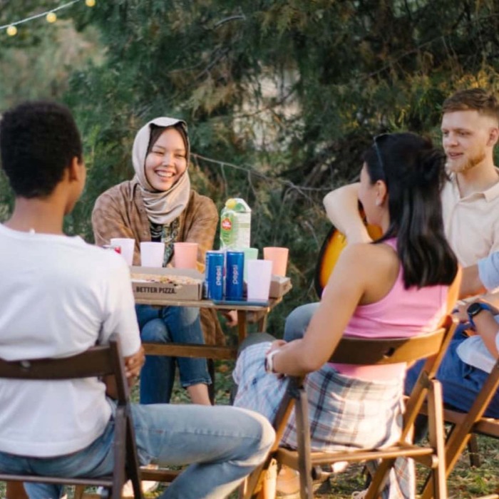 Small Talk: l’entreprise événementielle qui améliore vos relations interpersonnelles Small Talk: l’entreprise événementielle qui améliore vos relations interpersonnelles